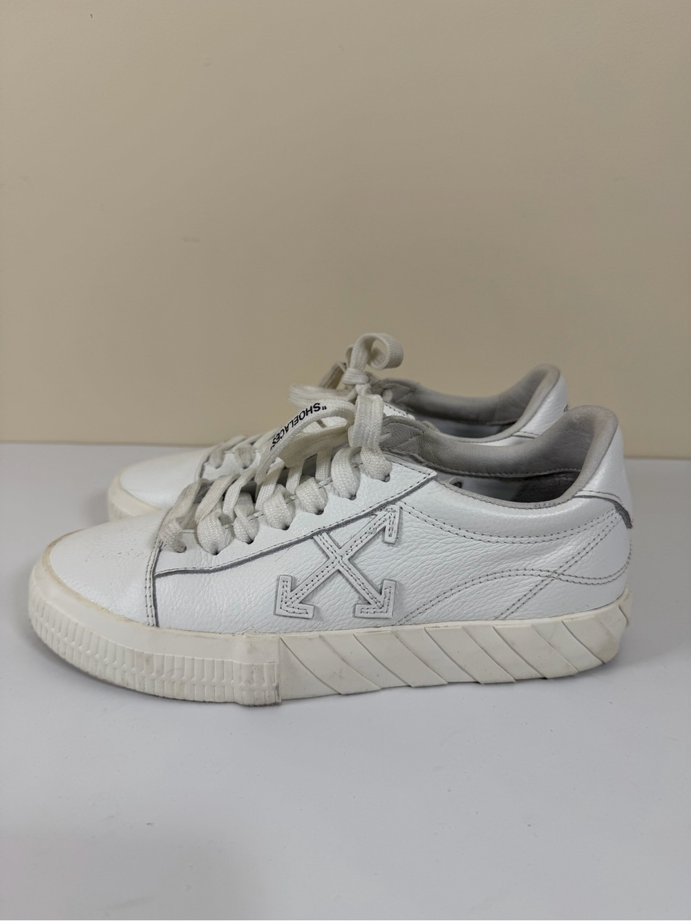 Off white Women's White Sneakers